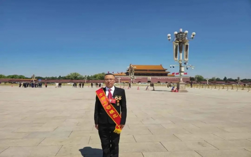 勞模故事｜“刀鋒舞者”20年！趙小東從一線工人煉成全國勞模